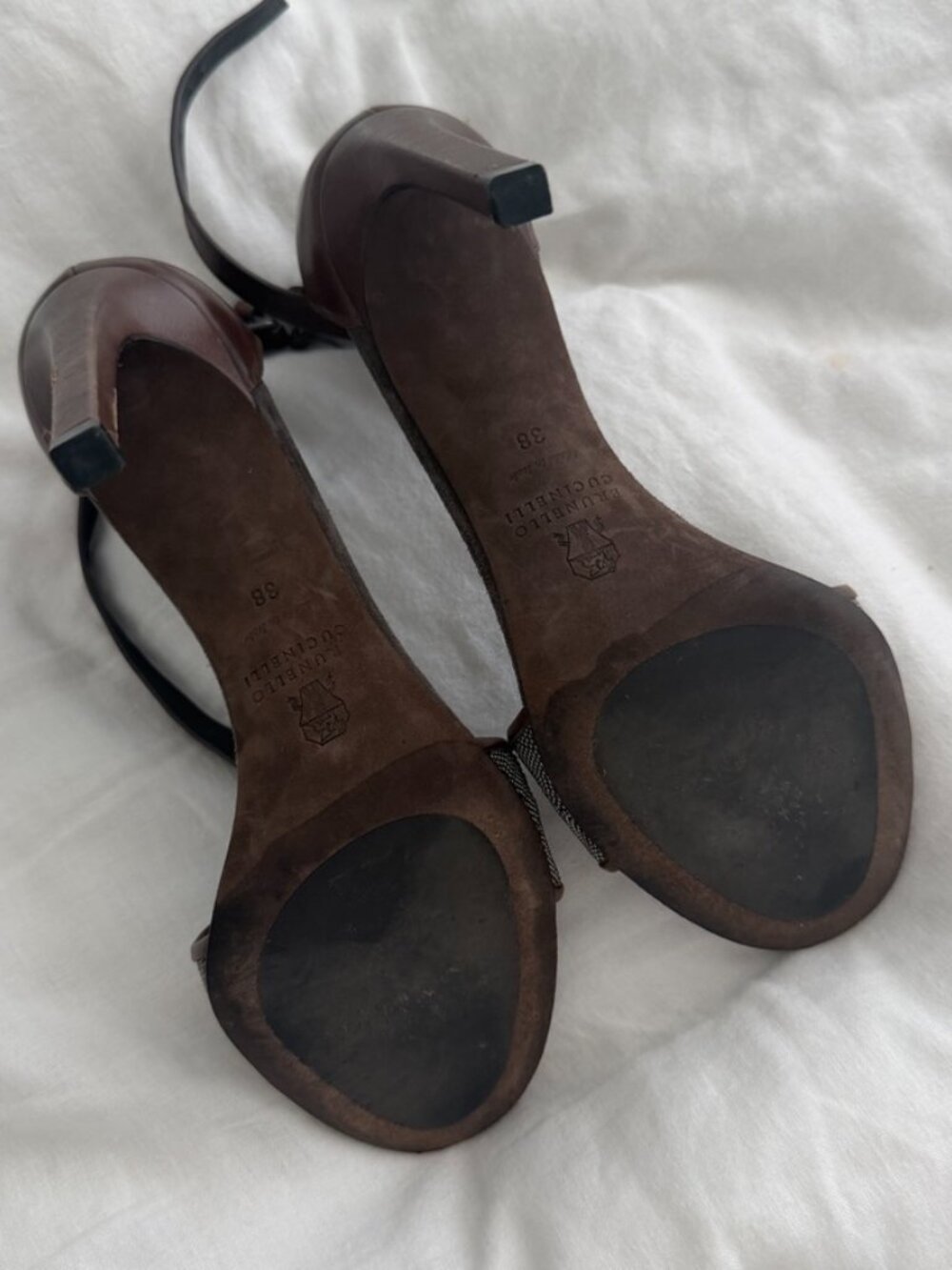Brunello Cucinelli Heeled Sandal - brown suede with beading - Picture 5 of 9